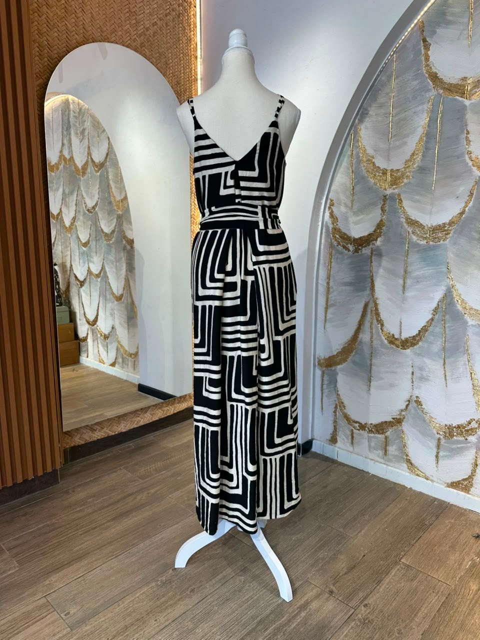 Vestido de lino tirantes suelto crema con negro