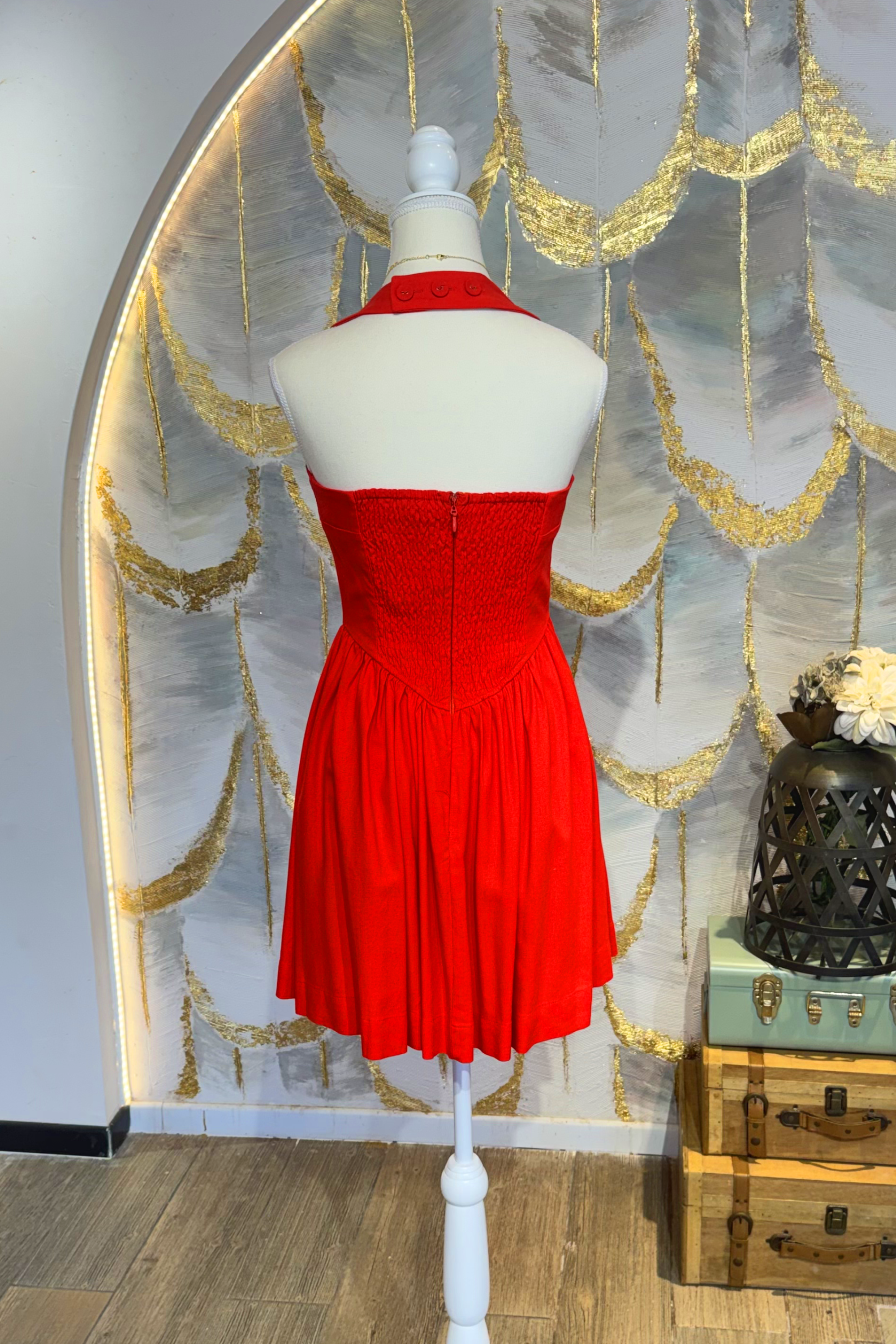 Vestido corto rojo cuello halter