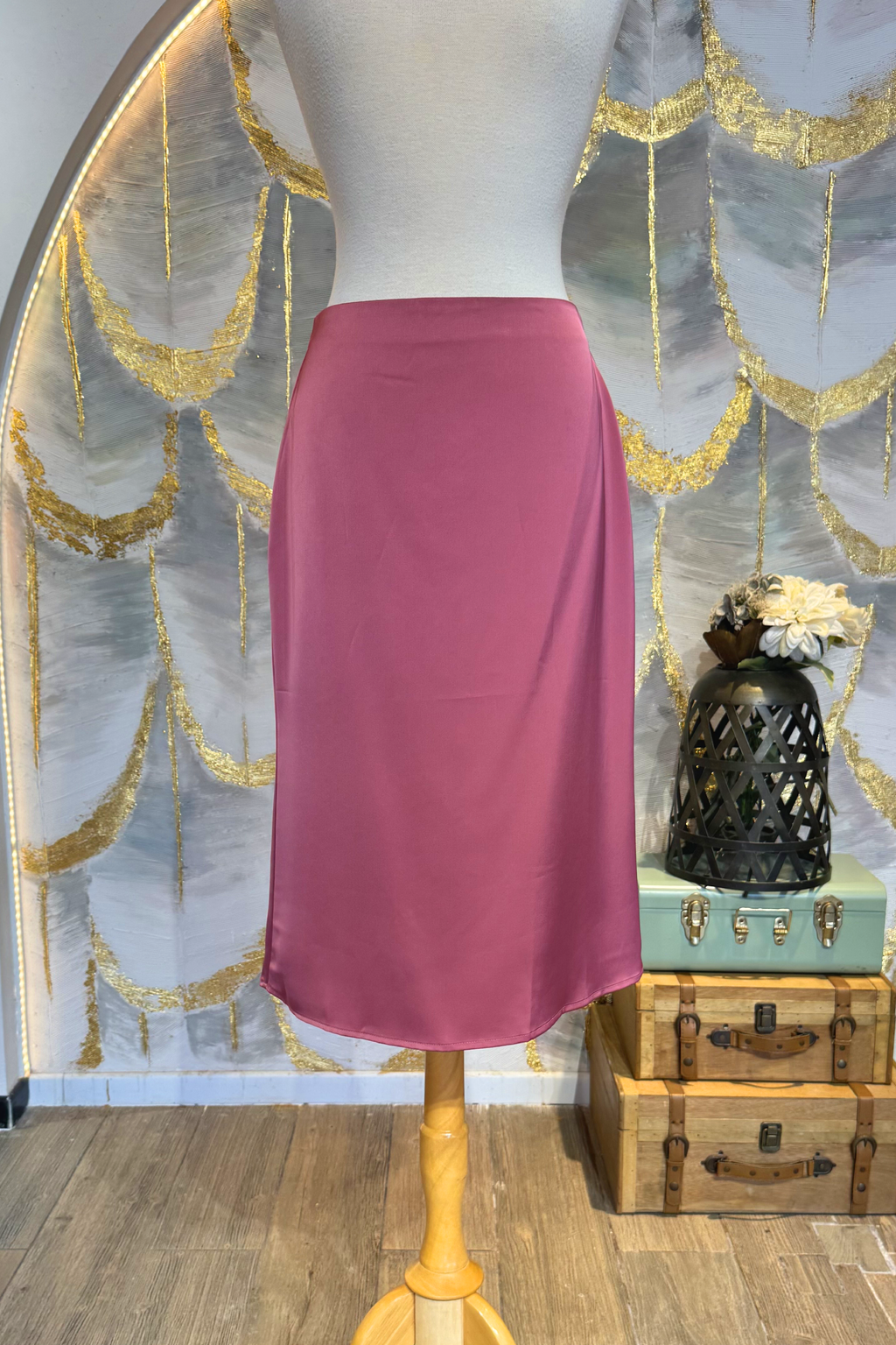 Falda satinada rosa