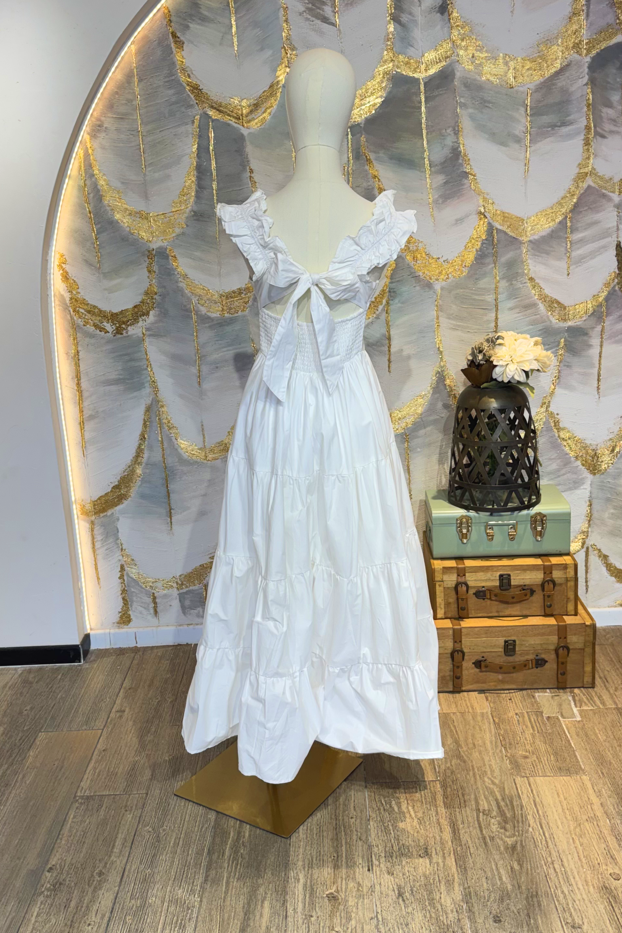 Vestido blanco largo escalonado