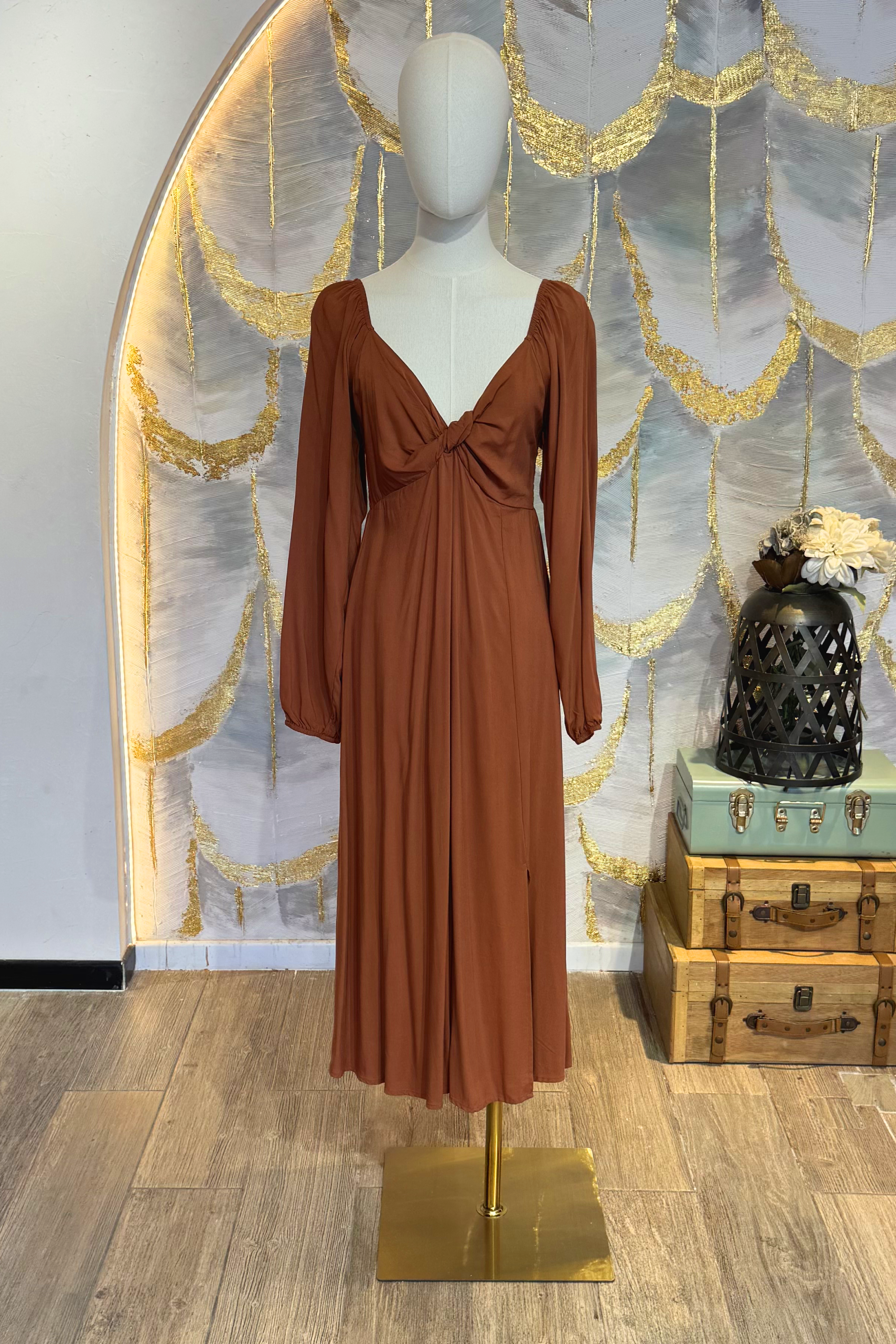 Vestido camel mangas largas