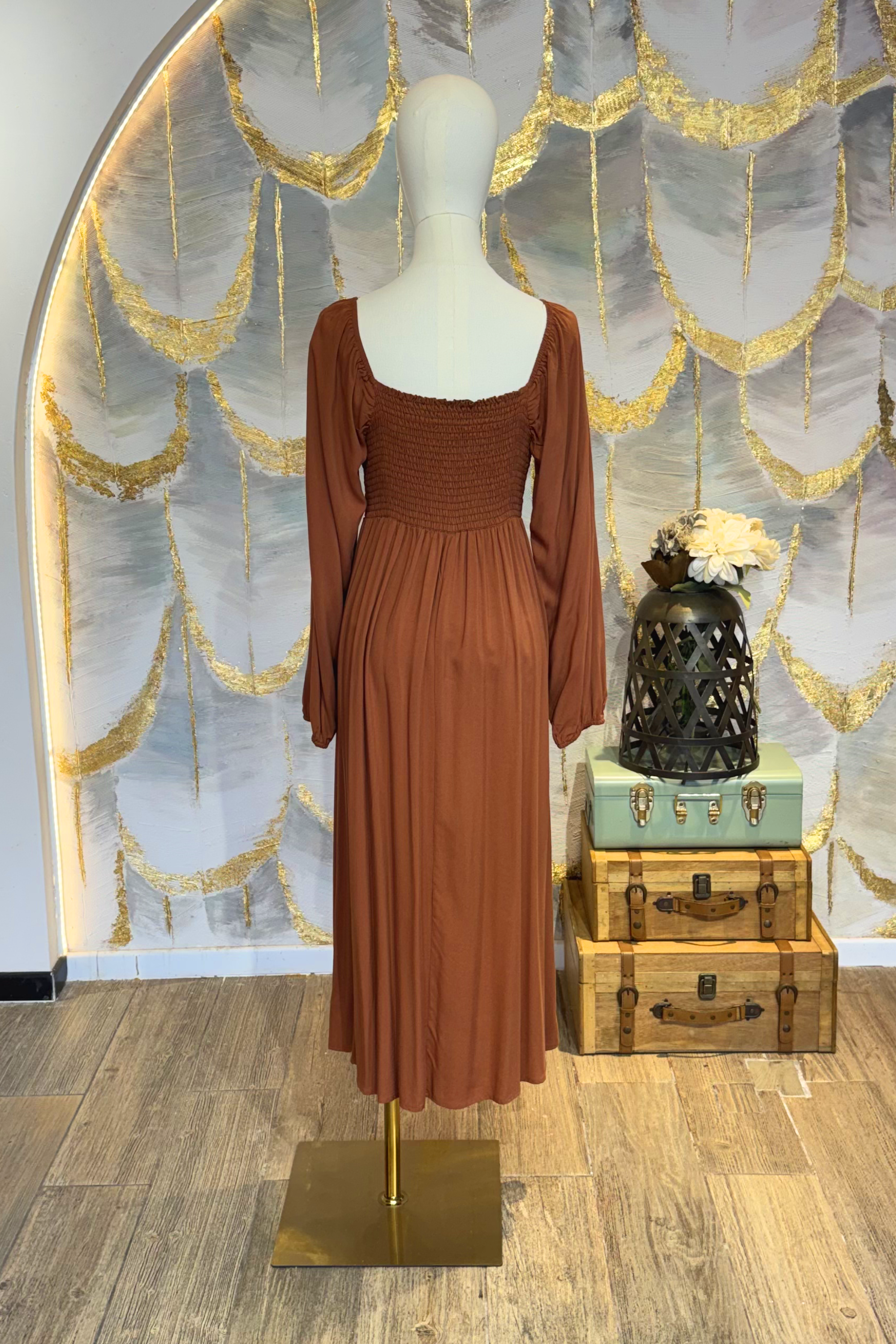 Vestido camel mangas largas