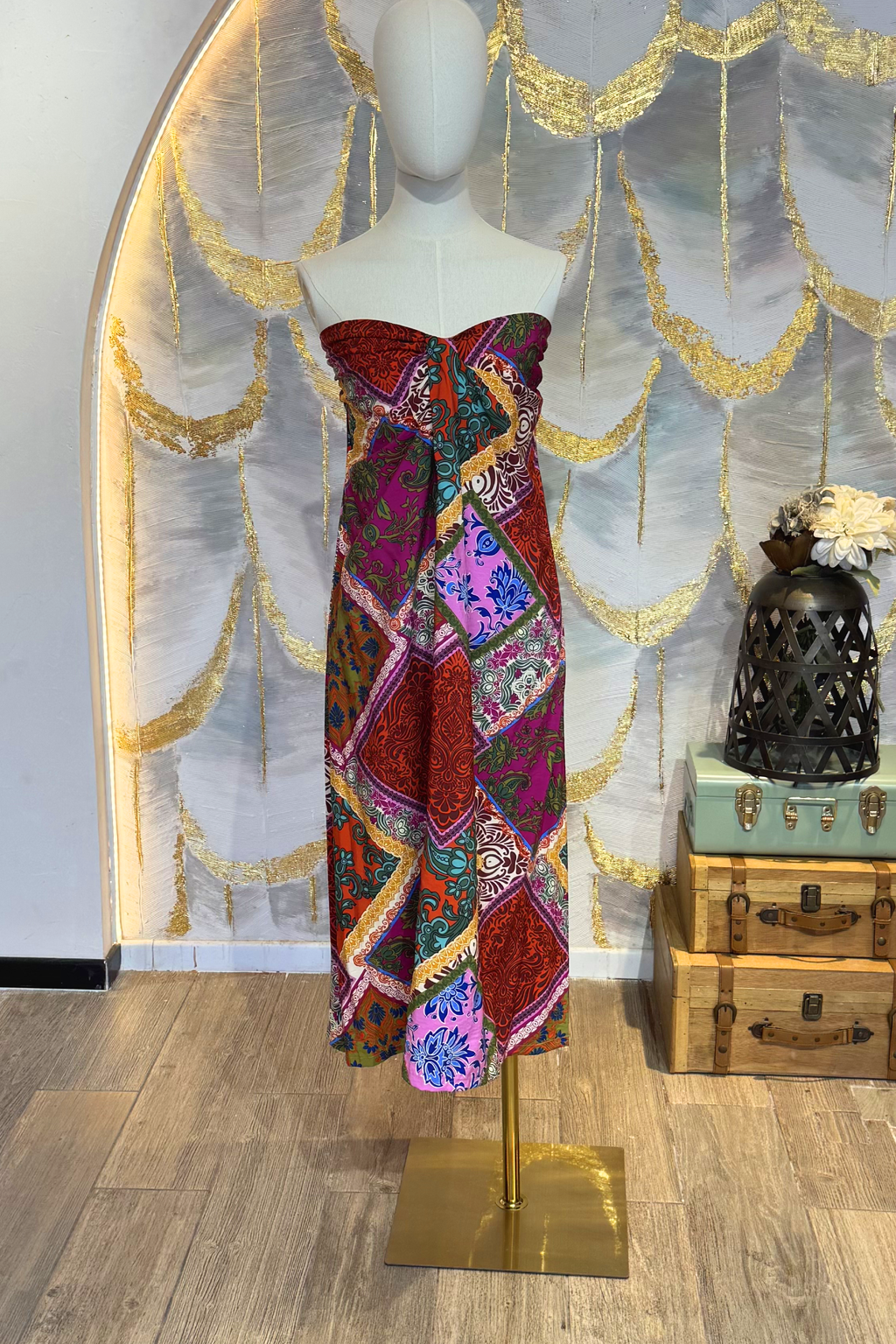 Vestido strapless tribal rojo