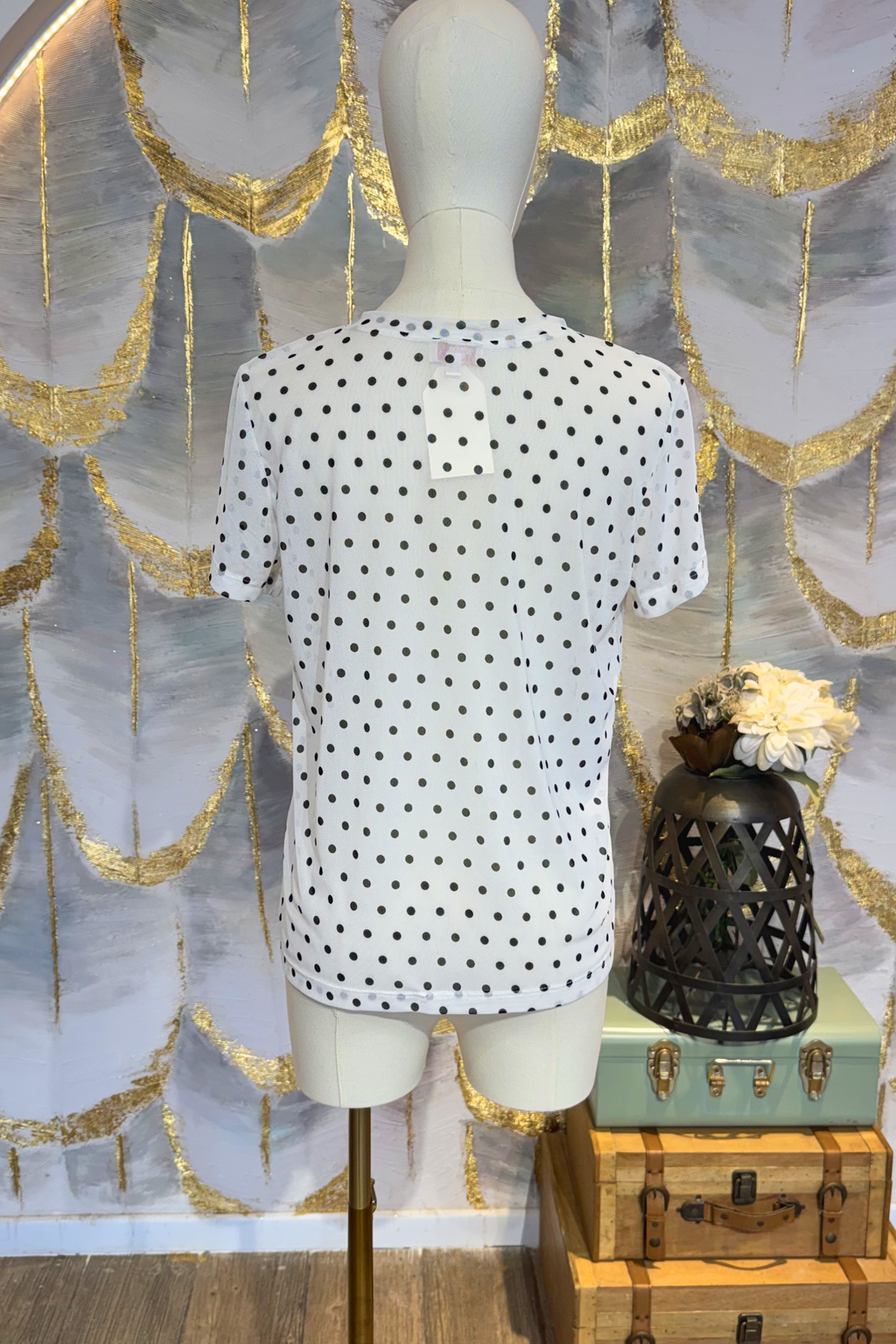 Blusa blanca con puntos