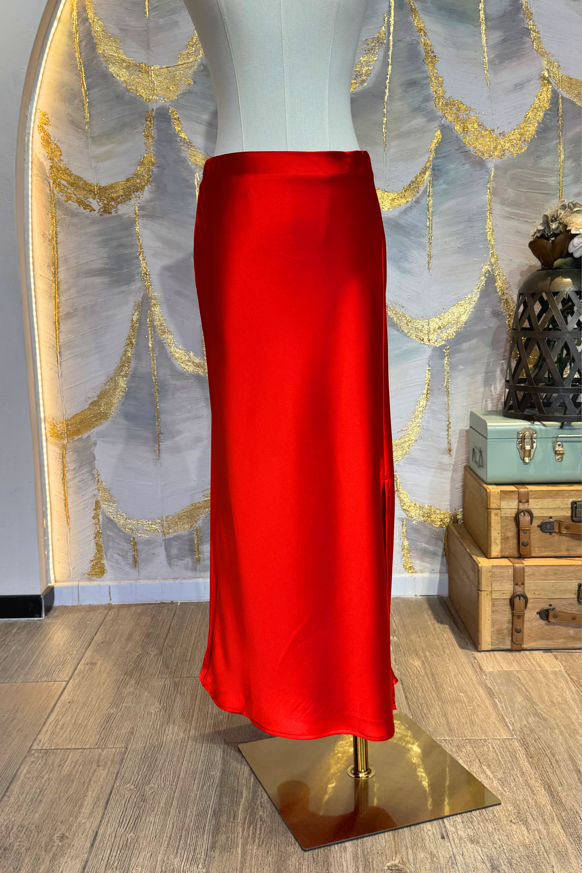 Falda satinada roja