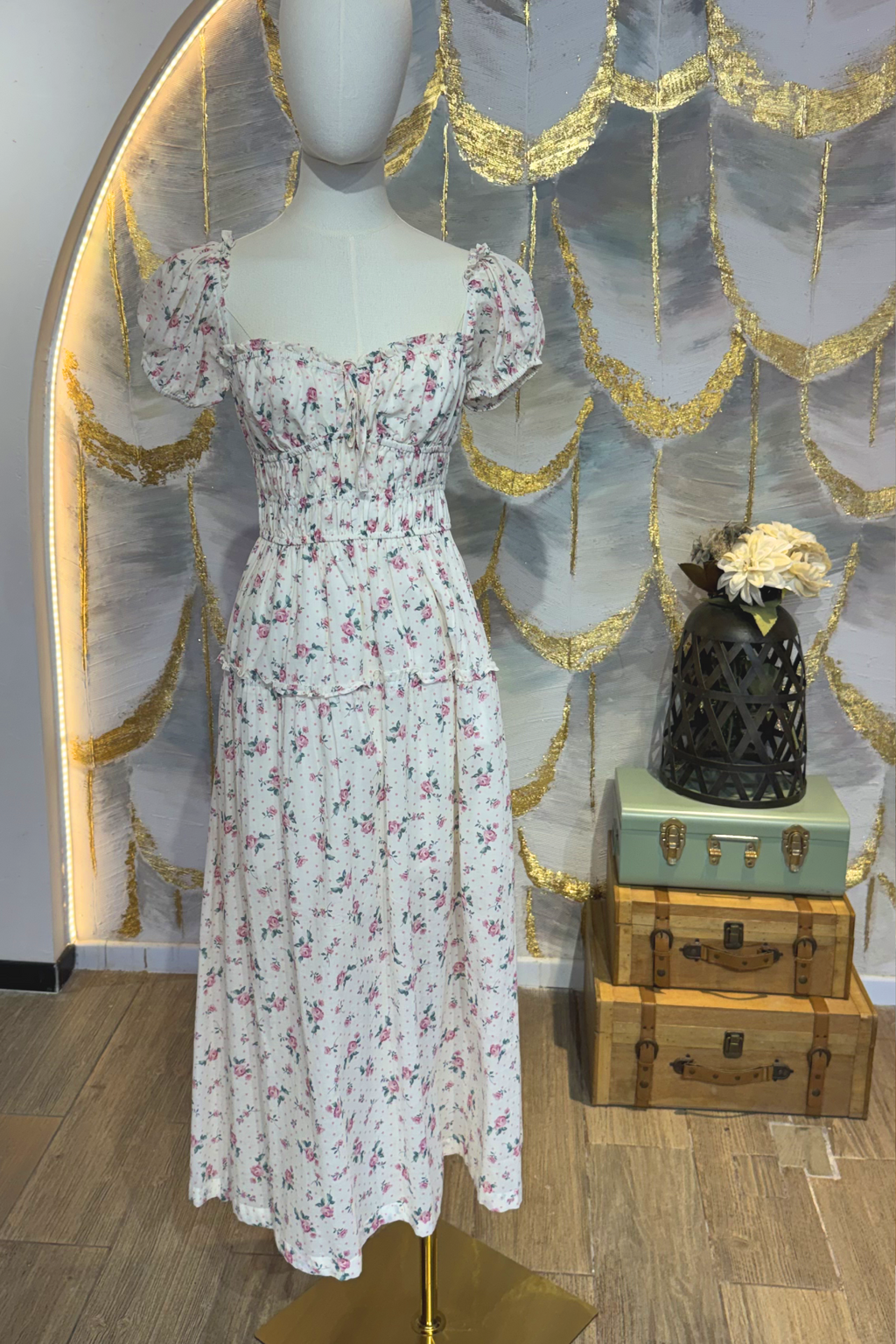Vestido floral con mangas