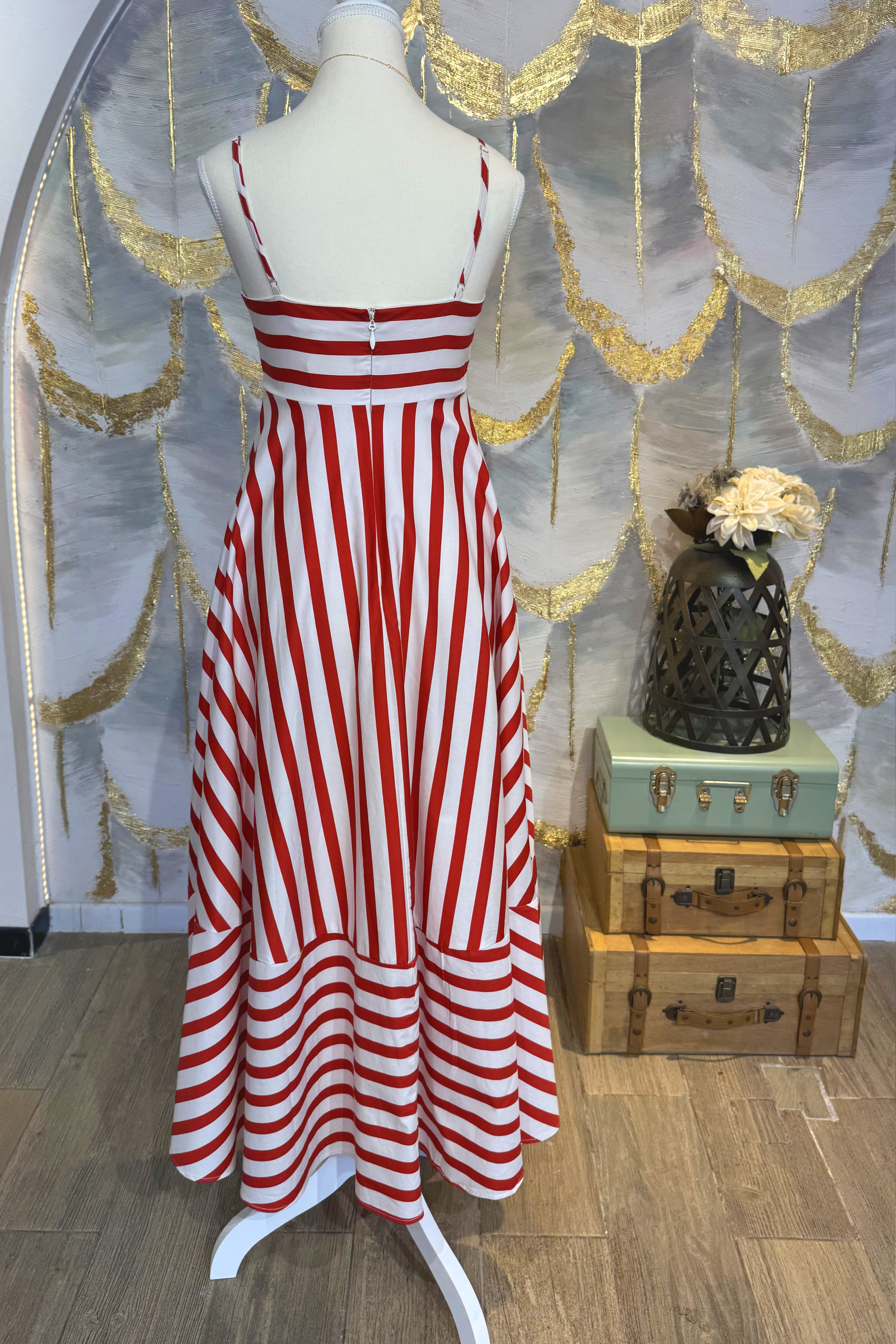 Vestido de tirantes con rayas