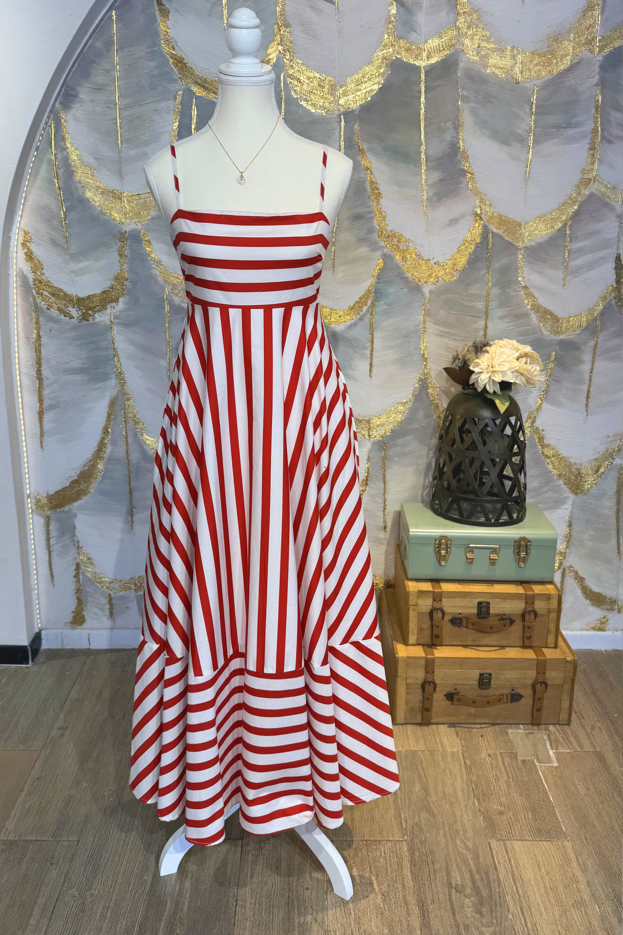 Vestido de tirantes con rayas
