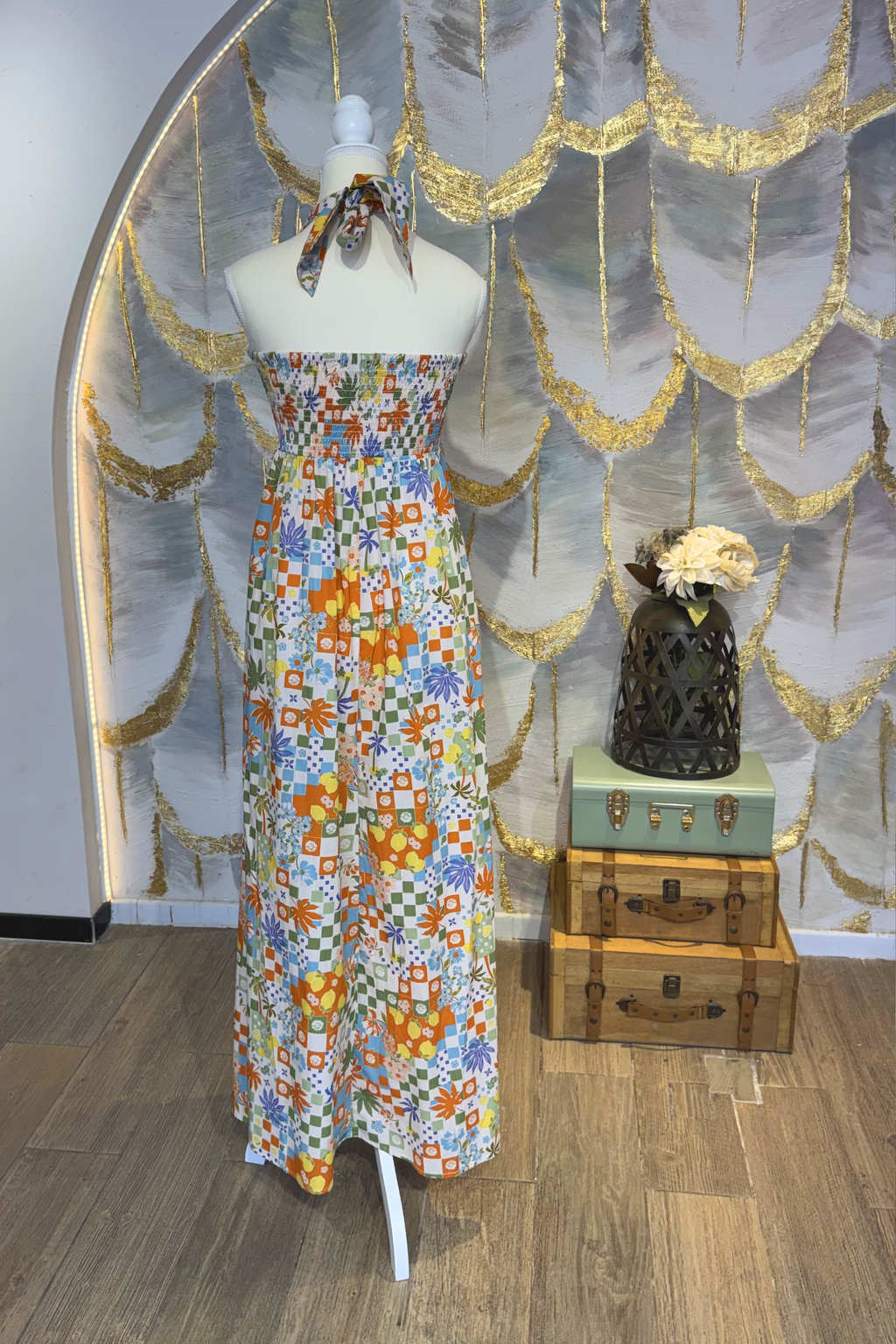 Vestido floral cuello halter