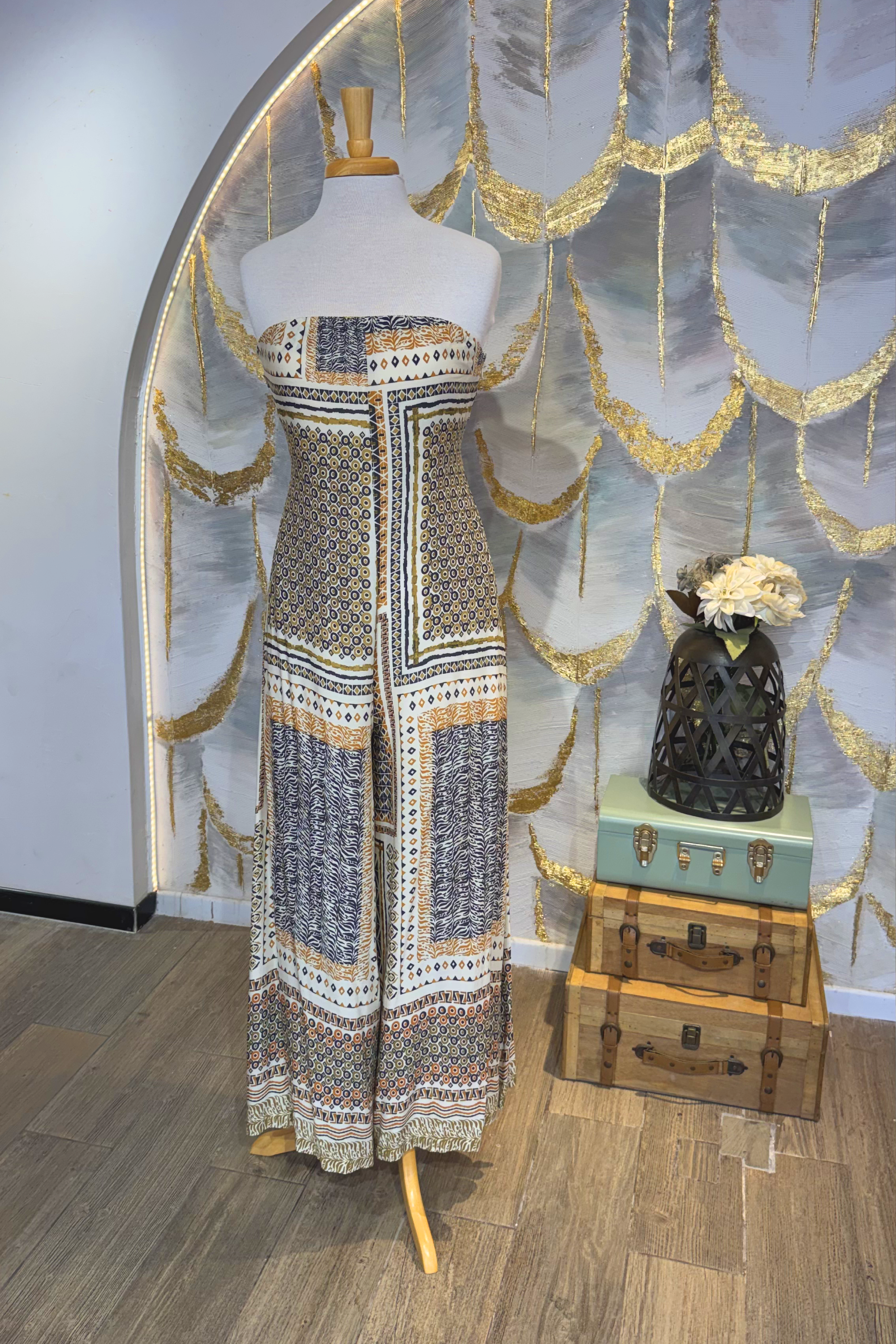 Jumpsuit strapless estampado tribal