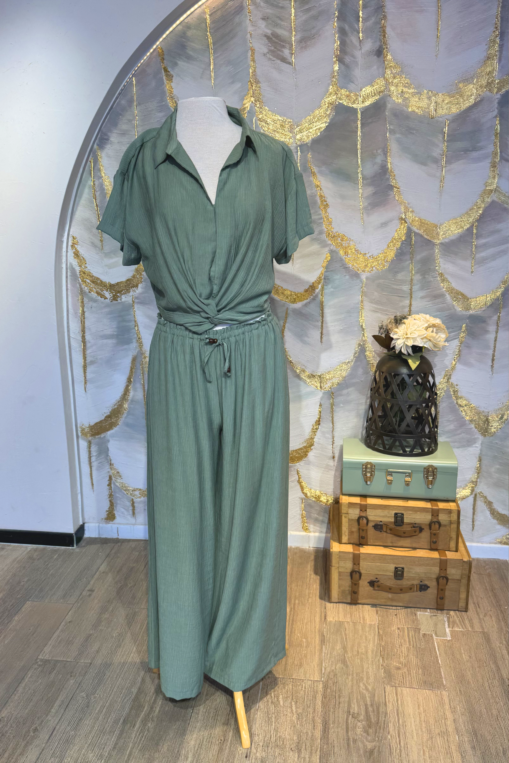 Conjunto Verde con pantalón