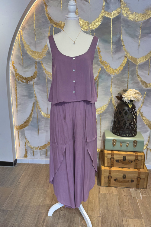 Conjunto Morado cuello en U