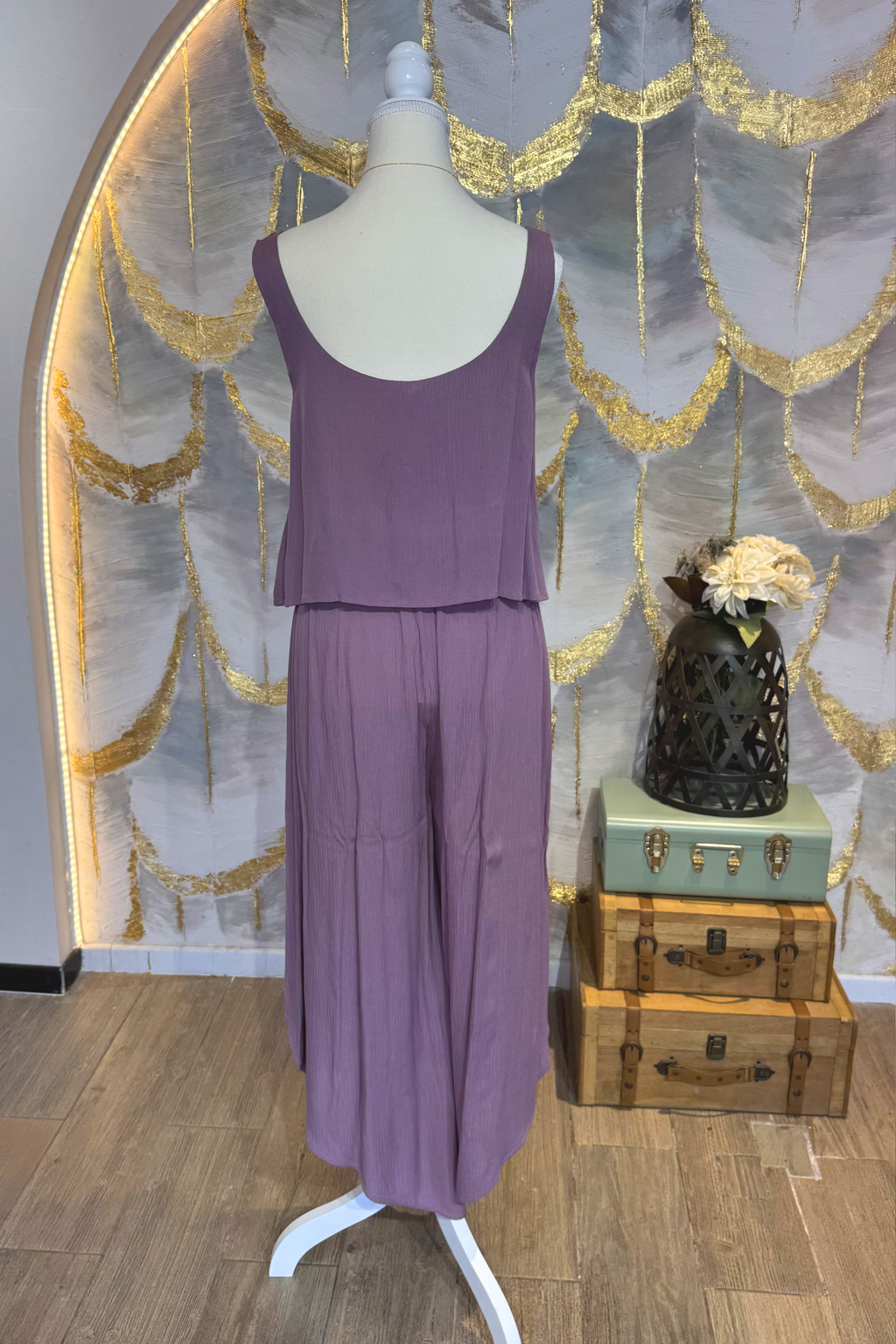 Conjunto Morado cuello en U