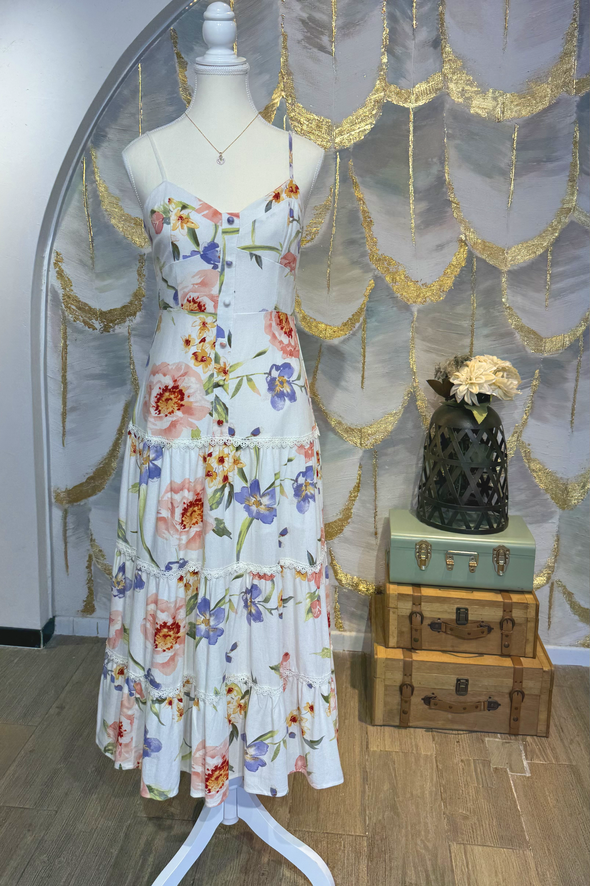 Vestido largo floreado de tirantes