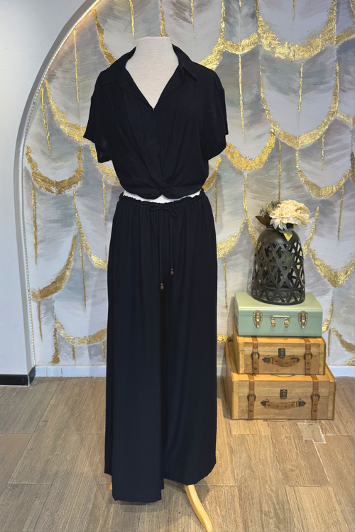 Conjunto negro con pantalón