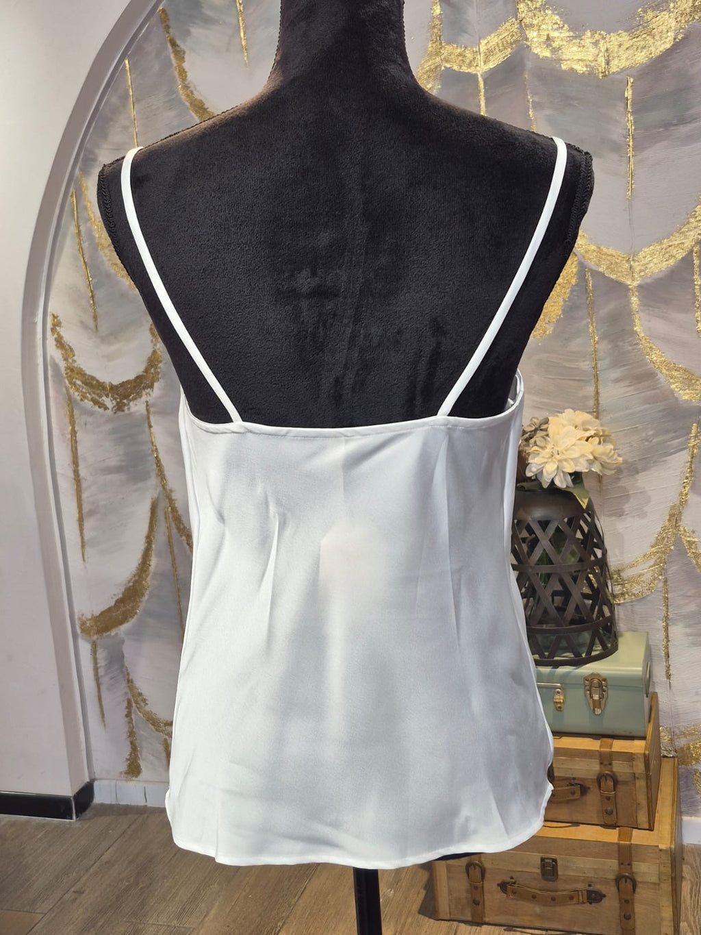 Blusa tirantes blanca satin