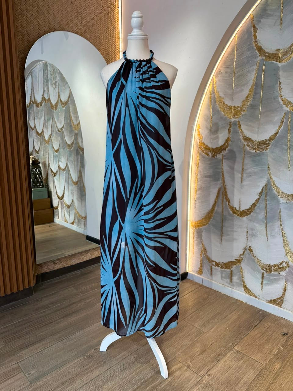Vestido halter azul con café