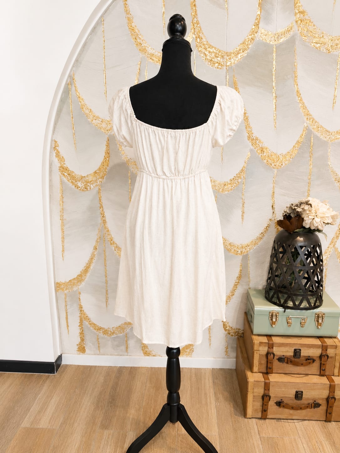 Vestido mangas corto casual nude