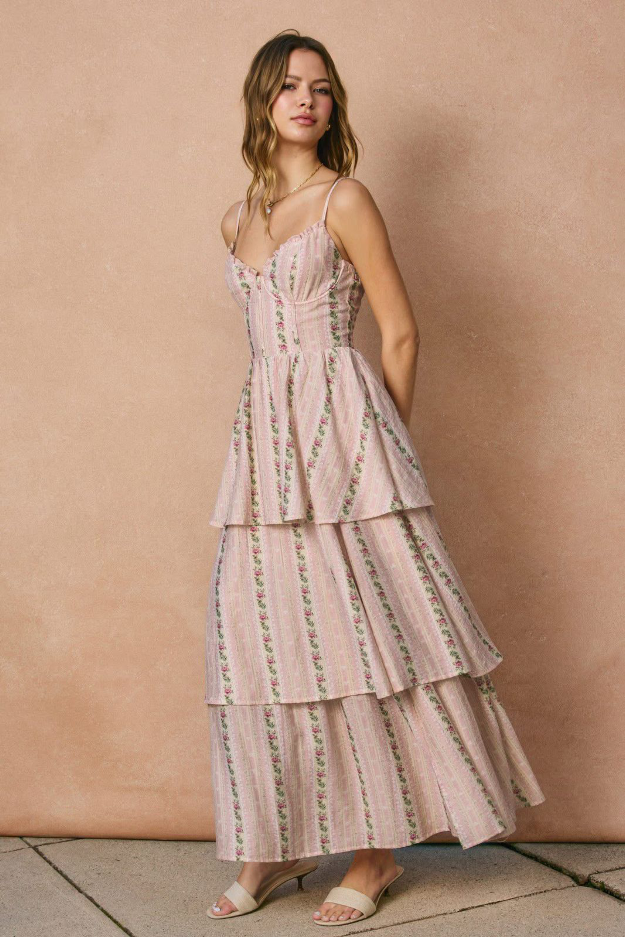 Vestido largo con flores